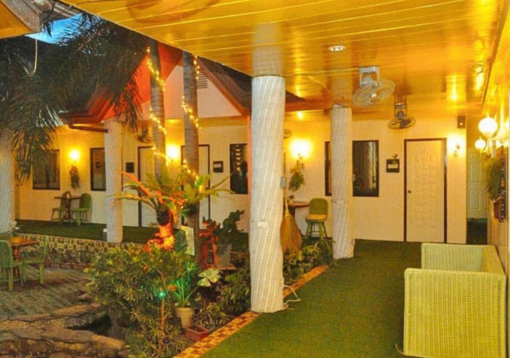 Infinite Green Pension Puerto Princesa Exterior foto
